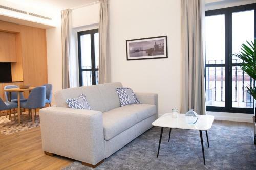 Nqn Aparts & Suites Sevilla