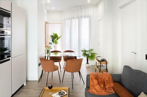 Apartamentos Avanti Buganvilla, La Sevilla Aut�ntica