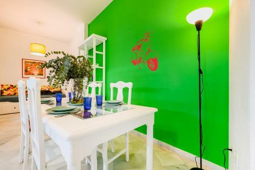 Apartamento Anfitri�n Sevilla 4