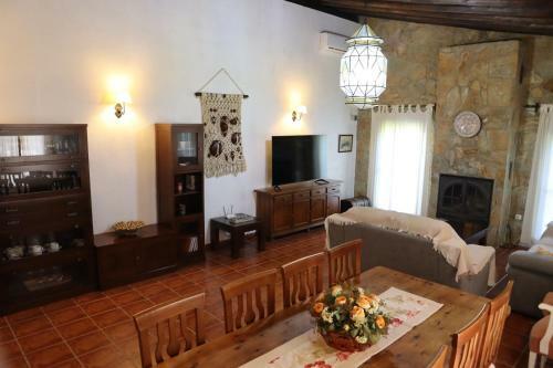 Villa Mar�a Lagos Del Serrano