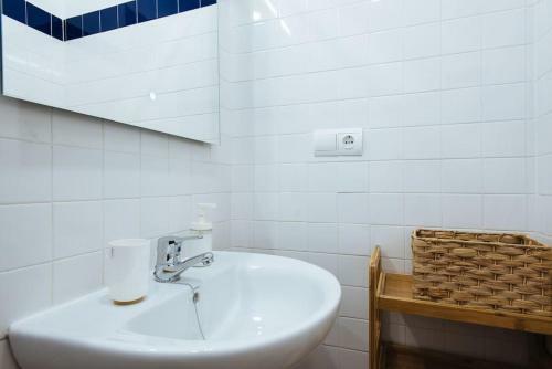 Ad2b Apartment, 300m From Cathedral With 2br
