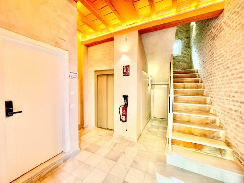 Apartamento Click Triana - Patio Privado