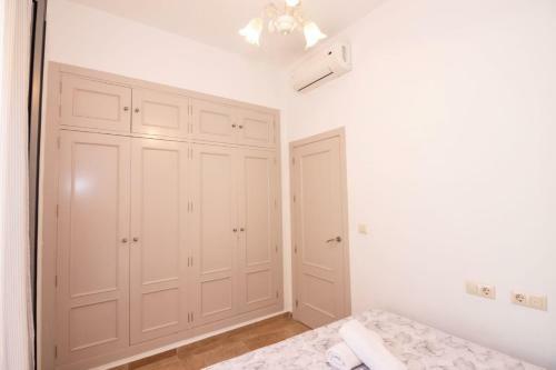 Apartamento Rodrigo De Triana Primero A