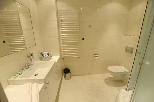 Hotel & Spa Dw�r Droblin