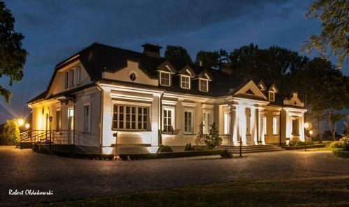 Hotel & Spa Dw�r Droblin