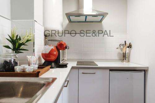 Cder Apartment Center Cathedral And Alc�zar