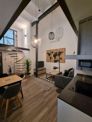Apartamento Duplex Moderno En Alameda