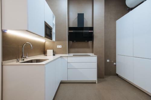 Apartamento Puerta Real - Free Parking