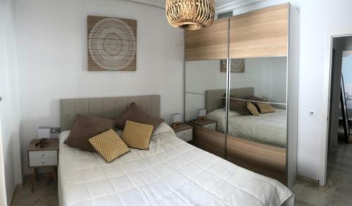 Apartamento San Jacinto 69 Triana