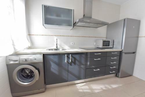 New! Retro Apartment In Central Neighbourhood