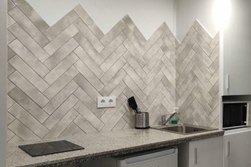 Apartamento Estudio Con Balc�n A 9min. Del Centro En Metro