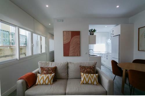 Lujoso Apartamento Con Piscina Compartida 1