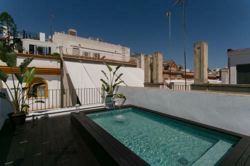 Lujoso Apartamento Con Piscina Compartida 1