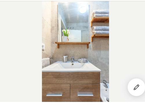 Acogedor Apartamento Con Agradable Balconcito