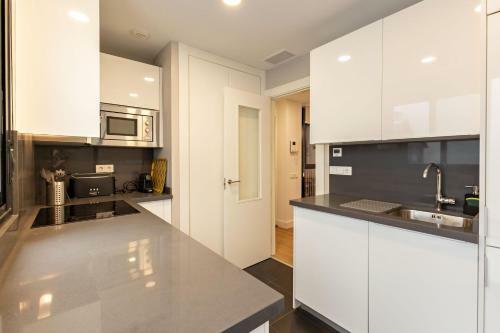 Cathedral Apartment Welcome Wheelchairs 6 Pax