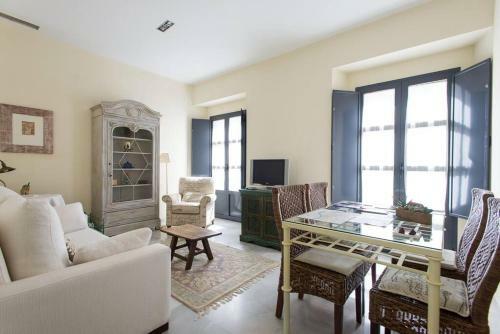 Apartamento Apt. Sierpes-cuna, Wifi, Hvac (vft/se/00239)