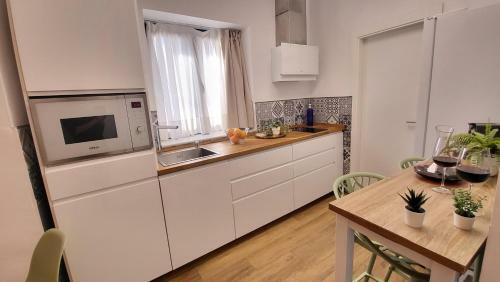 Apartamento Rentalsevilla Cardenal Cervantes