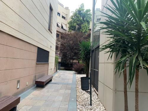 Apartamento Pr�ximo Al Centro De 2 Dormitorios Con Piscina.