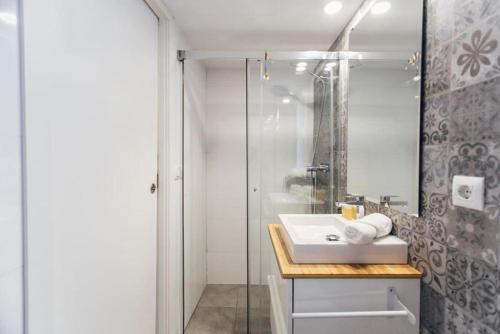 Apartamento �tu Hogar Con Alma En Sevilla!