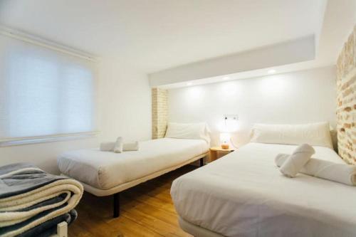 Apartamento �tu Hogar Con Alma En Sevilla!