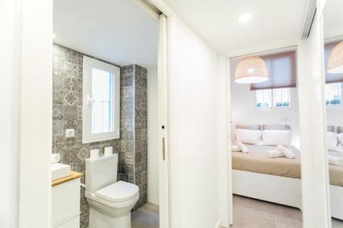 Apartamento �tu Hogar Con Alma En Sevilla!