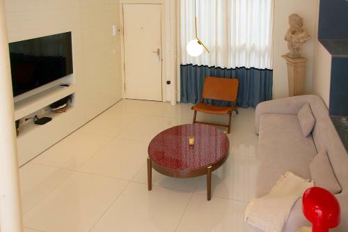 Apartamento Moderno Duplex Sevillano