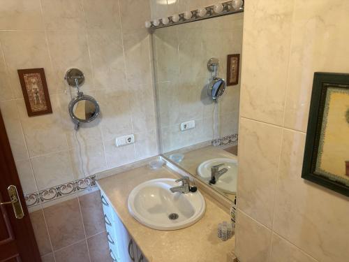 Apartamento Gotoseville Torneo Apt Free Parking River Views