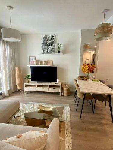 Nuevo Moderno Apartamento De Lujo