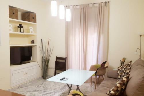Cozy Apartment In Sevilla Old Town
