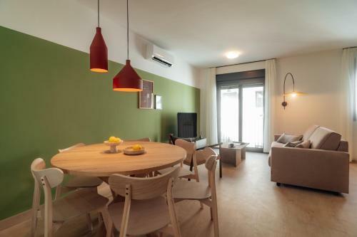 Los Olivos Apartments By Olala Homes