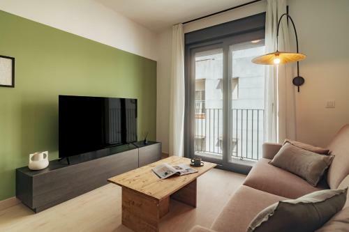 Los Olivos Apartments By Olala Homes