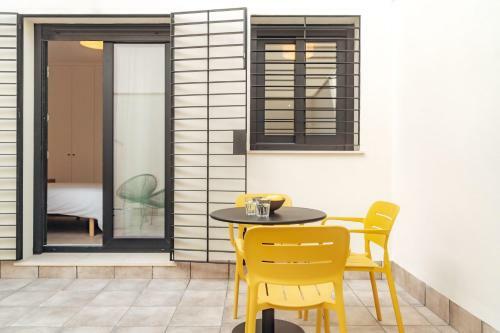 Los Olivos Apartments By Olala Homes