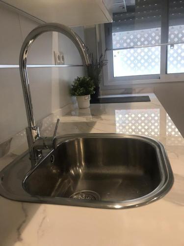 Apartamento En Triana: Junto San Jacinto Parking Opcional