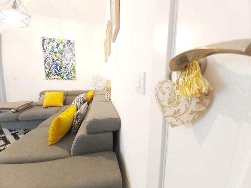 Luminoso Apartamento En El Centro, Con Mucho Arte