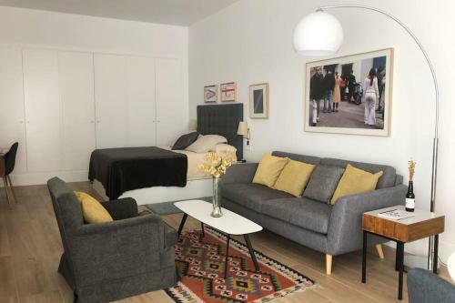 Apartamento Suite En Triana, Tranquilo, Independiente