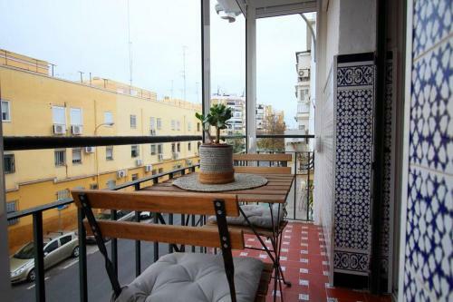 Apartamento En Barrio T�pico. Conoce La Aut�ntica Sevilla