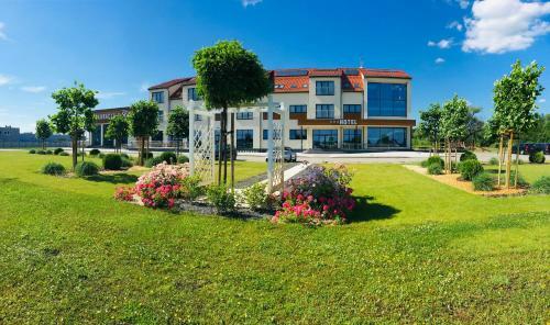 Hotel & Browar S?ociak