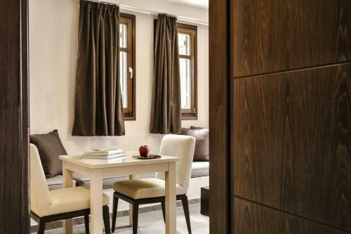 Hotel 12 Months Luxury Resort