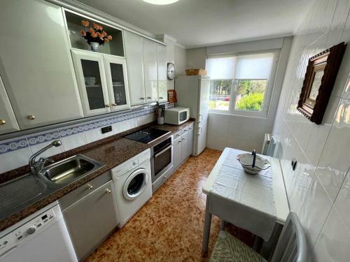 Apartamento Casa Playa Berria/santo�a