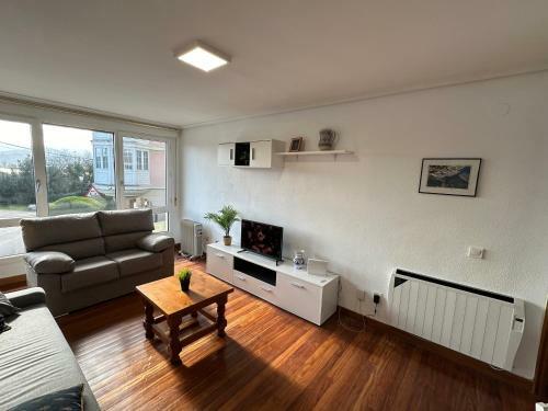 Apartamento Cerca De La R�a Con Parking Incluido By Insidehome