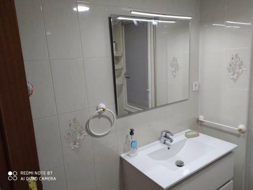 Apartamento Cerca De La R�a Con Parking Incluido By Insidehome