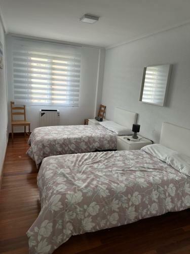 Apartamento Cerca De La R�a Con Parking Incluido By Insidehome