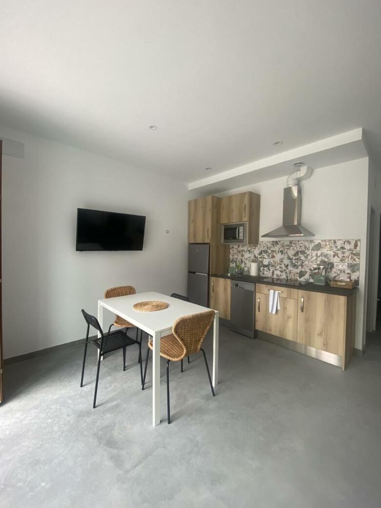 Apartamento Santamira Street
