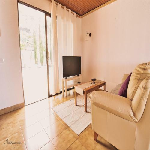 Apartamento Ventoso , Modern Rustic Stay