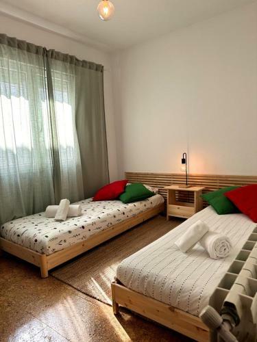 Apartamento Piso Soleado, Pr�ximo Al Centro, 8 Plazas Y F�cil Aparcamiento