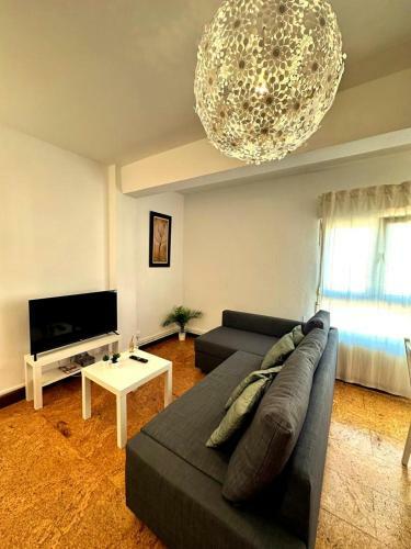 Apartamento Piso Soleado, Pr�ximo Al Centro, 8 Plazas Y F�cil Aparcamiento