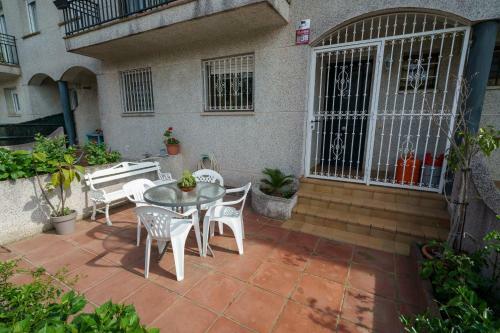 Homeholidaysrentals Anglada - Costa Barcelona