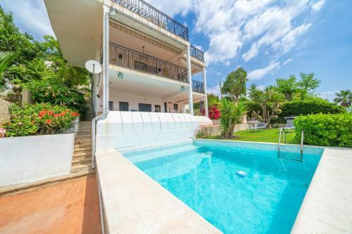 Villa Homeholidaysrentals Himalaia - Costa Barcelona