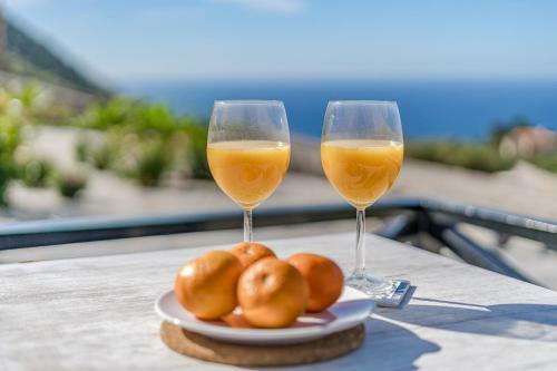 Cliff Haven Sea View Apartment - Adults Only