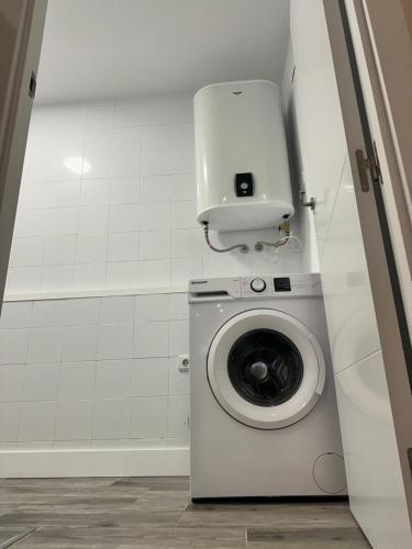 Apartamento Pisito De La Lola Flores 2